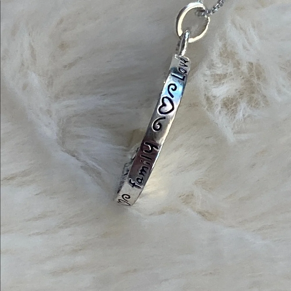 Faith Love Family Pendant - Picture 4 of 7